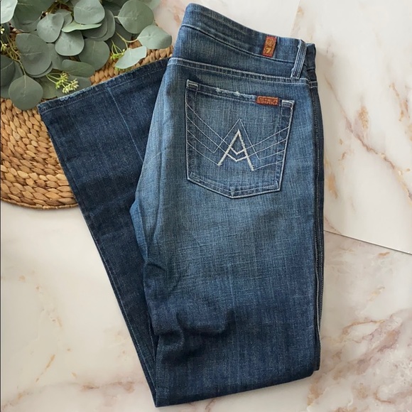 7 For All Mankind Denim - EUC - 7 for all mankind bootcut Jeans - Size 31